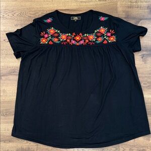 L&B Embroidered Black Top Size XL